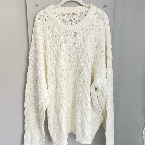 FREE PEOPLE White Isla Sweater L - Picture 6 of 7